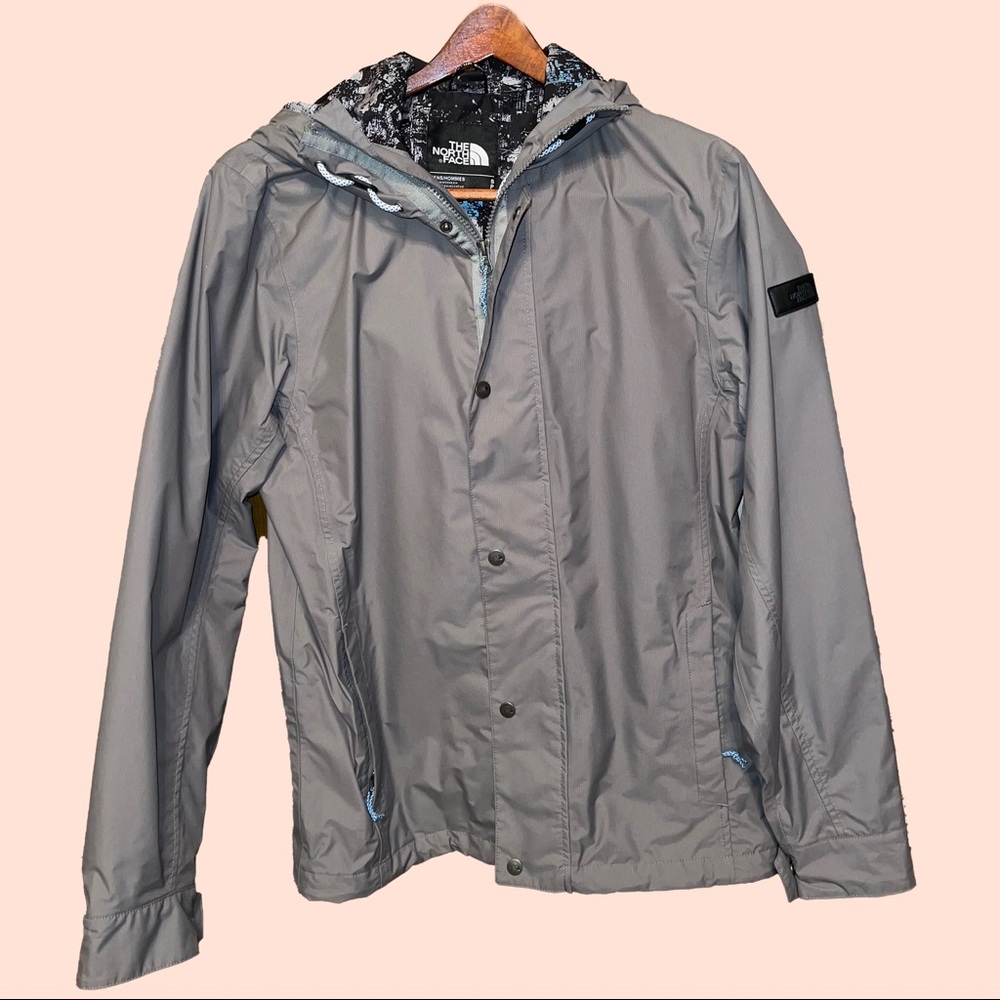 Men’s The North Face Rain Jacket PERFECT CONDITION